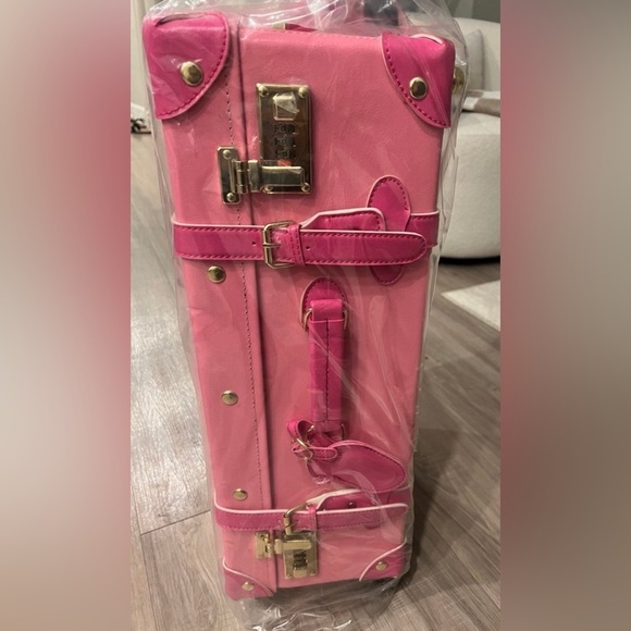 Bibiddi Bobbidi Boutique Suitcase Disney Cruise - Picture 2 of 4